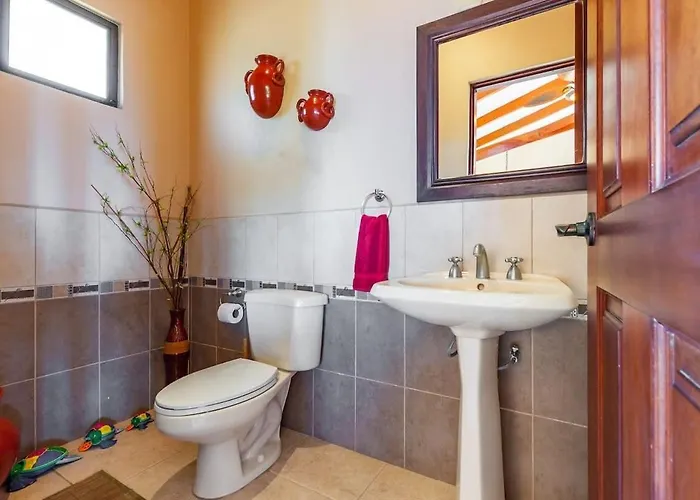 Big Hillside In With Pool And Panoramic Ocean Views * Potrero (Guanacaste)